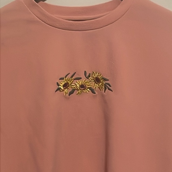 daisy crop sweater - Picture 2 of 4